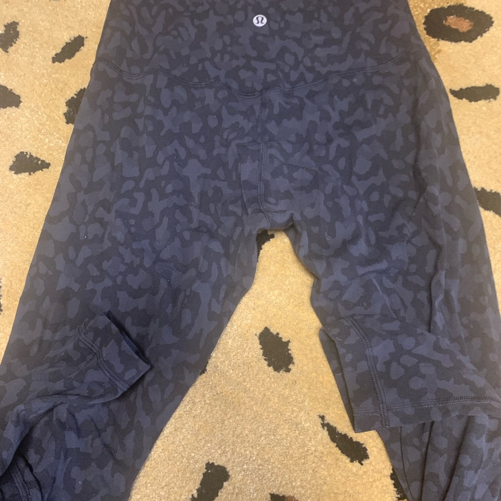 Super high rise align Lululemon. Size 6 full length